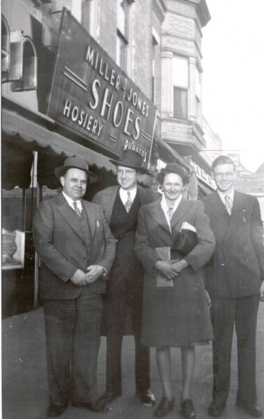 Bowman Shoes, 1946, DeKalb, IL